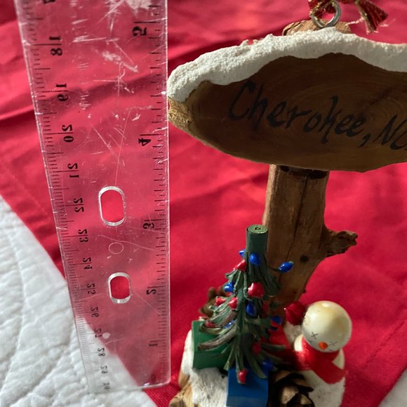 Christmas Ornaments Bisque Angel Baby & Carved Wood & Serving Display - Picture 7 of 9